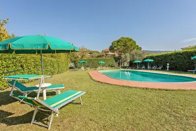 Image de Appartement avec piscine א Tuoro sul Trasimeno