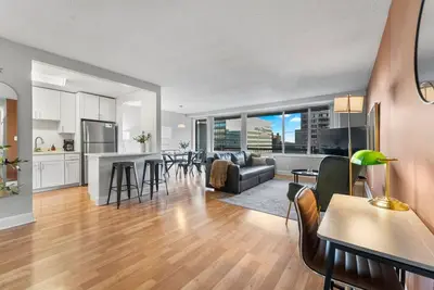 Image de Dc Launchpad Sleeps 8, Gym, Walk to Dining + Metro