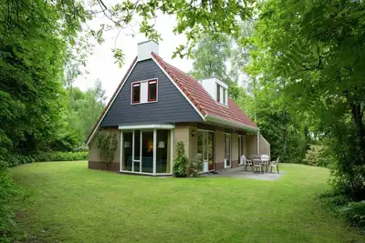 Image de Maison de vacances א Lemele avec terrasse