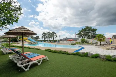Mobil home en Centre-Val de Loire avec piscine