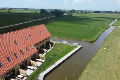 Image de Foyer pour 20 personnes au cœur de la Frise