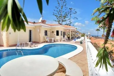 Image de Belle maison avec vue sur la mer