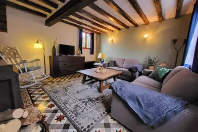 Image de Gîte unique dans un paysage calme avec vue panoramique