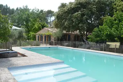 Image de Maison de vacances à Lorgues avec piscine privée