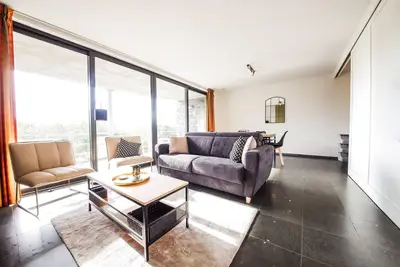 Image de Chalet près de Durbuy avec Piscine et Sentiers