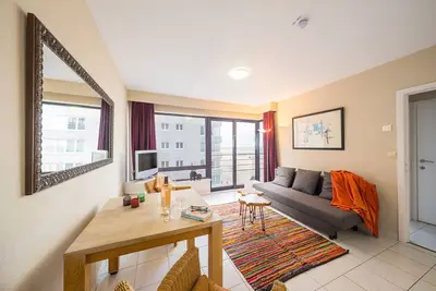 Image de Joli studio avec terrasse