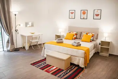 Image de [Donna Letizia]- Apartment in the heart of Naples