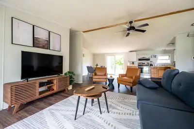 Image de Perfect for Extended Stays! 3br