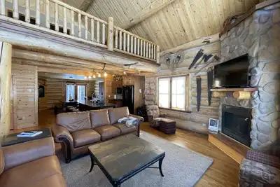 Image de Warm Springs Lodge near Yellowstone, National Forest & Utv Trails