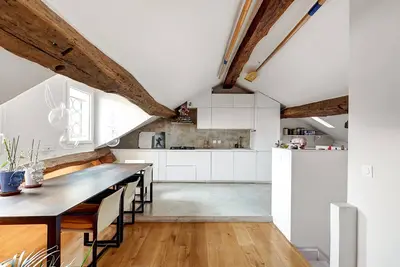 Image de Pretty Parisian Penthouse for group/families of 4