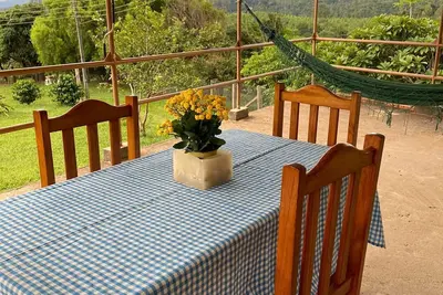 Image de SĂtio Aconchegante em Amparo/sp com uma Linda Vista Para Apreciar o pĂ´r do sol