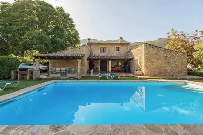 Image de Villa 'Cuixach' avec piscine privée, Wi-Fi et climatisation
