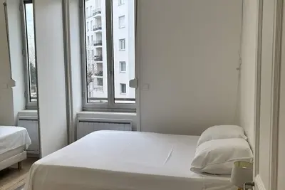 Image de Appartement T2 5 Minutes Metro Republique