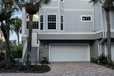 Image de Beautiful Barefoot Beach Villa Townhouse