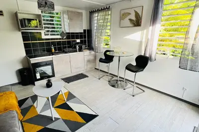 Image de Duplex de Standing à Vernou, idéalement situé en pleine nature.