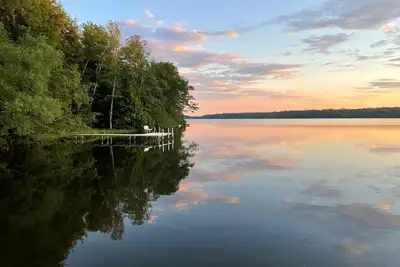 Image de Renovated House on Fence Lake for Families, Sunset View, Boat Dock, Snomo Access