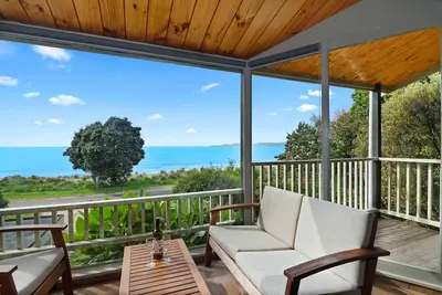 Image de Beachfront home-pets allowed