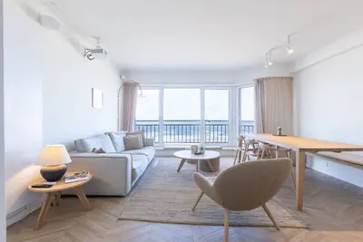 Image de Appartement avec magnifique vue sur la mer