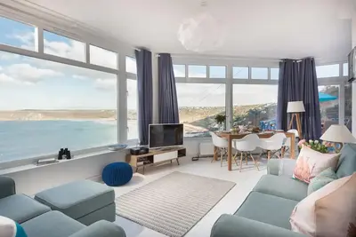 Image de Stunning apartment with panoramic views over Sennen Cove\n