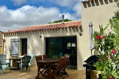 Image de Maison Charme Proche Plage et Forêt avec Jardin, WiFi, Bbq, et Pistes Cyclables à Proximité