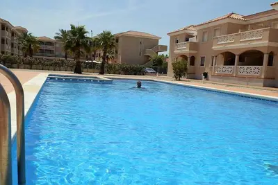 Image de Vacances idéales près de la mer, piscine, wifi gratuit, clim en option, acceptant animaux, plage pour chiens