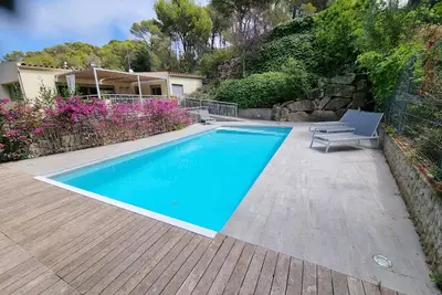 Image de Maison contemporaine avec Piscine à 5 min de la plage de Sa Tuna et de Begur