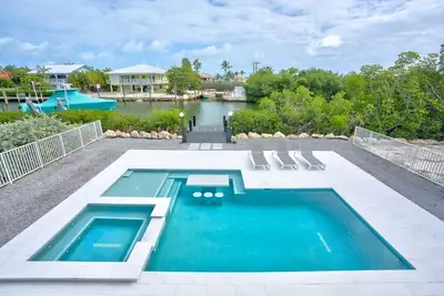 Image de Oceanside Oasis in Marathon