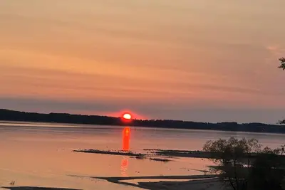 Image de Lakeside Condo with breathtaking views! Only 10 Min to Traverse City!