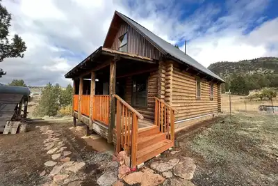 Image de Mountain Cabin Getaway - The Cranky Canard