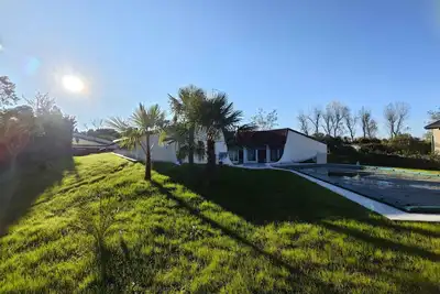 Image de Maison de vacances avec piscine
