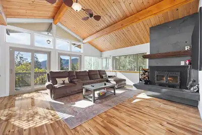 Image de Modern Comfort in the Southern Sierras