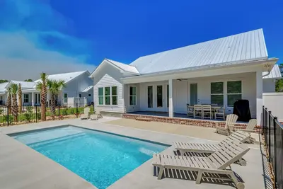 Image de Florida Coastal Cottage with Pool