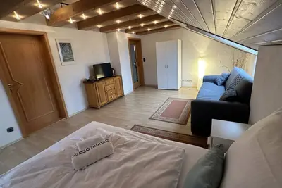 Image de GemĂĽtliche Appartement fĂĽr Sie mit WohlfĂĽhlgarantie