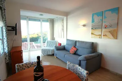 Aran 14 Bxs Izq. - Apartamento acogedor con muy buenas vistas del mar y al Parque Natural del Cabo de Creus.