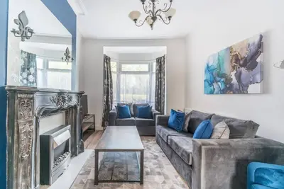 Image de Cosy home near Port of Hull