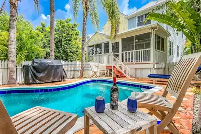 Image de Private Pool, Outdoor Shower, Pet Friendly, in Golf Course- 5 min to Beach