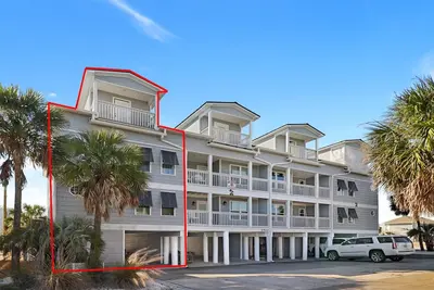 Image de Huge renovated townhome, sleeps 11, beach-side of 98 with gorgeous beach access