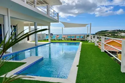 Image de Appartement in Luxe Villa met Privé-zwembad