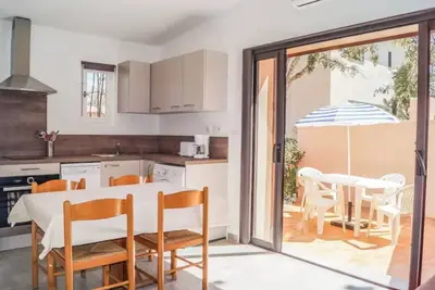 Image de T2 n°1 joli appartement climatisé, avec Wifi gratuit