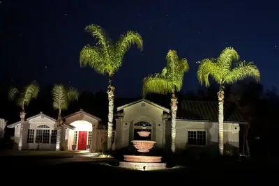 Image de Behind The Red Door/Pool/Middle of Wine Country/Private/Gated/Pool Table