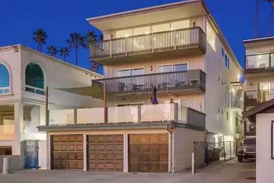 Image de Beachfront Family Dream! On the strand in Oceanside - Pet friendly!