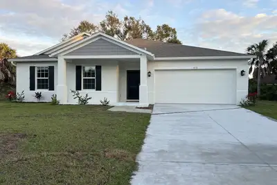 Image de Sunshine Home by largest natural Warm Mineral Springs and best Florida beaches