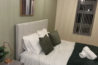 Image de Central Birmingham City Apartment - Perfect for Couples - Free Parking