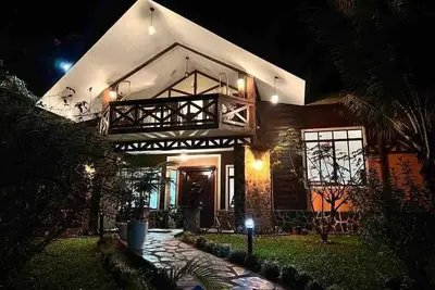 Image de Beautiful Home set in Paradise with Jacuzzi & Pool