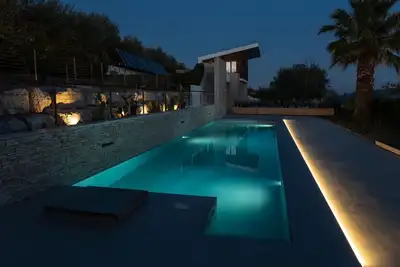 Image de [Luxury & Relaxation] Private Pool with View