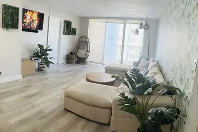 Image de Cozy 2-bedroom condo in charming Aventura City View