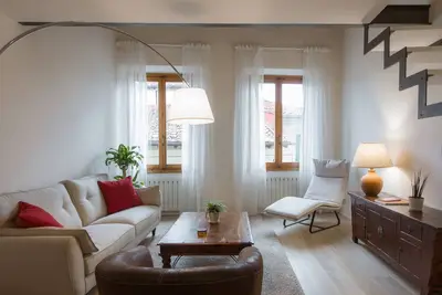 Image de Bright Apartment With Rooftop Views