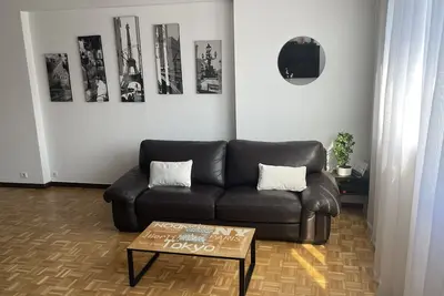 Image de Appartement familiale 3 pcs 2ch 72 m2 à la Porte de Paris + parking