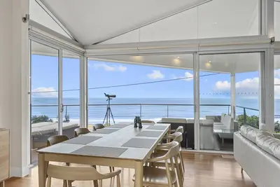 Image de 'A Beachside Getaway 8' by Accom Holidays