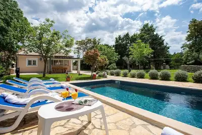 Image de Maison de vacances SvetvinÄŤenat pour 1 - 6 personnes avec 3 chambres Ă coucher - Maison de vacances